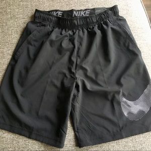 NIKE Men’s Flex Dri-Fit Athletic Shorts NWT